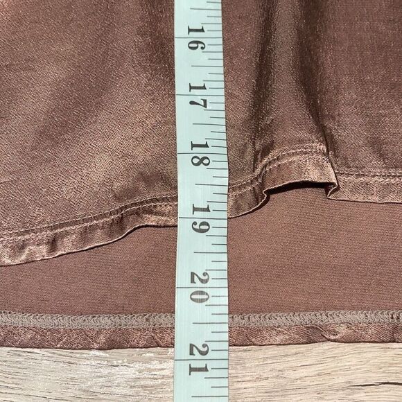 Nation LTD Womens Satin Short Sleeve Collared V-Neck Crop Top Brown Small - Picture 6 of 6
